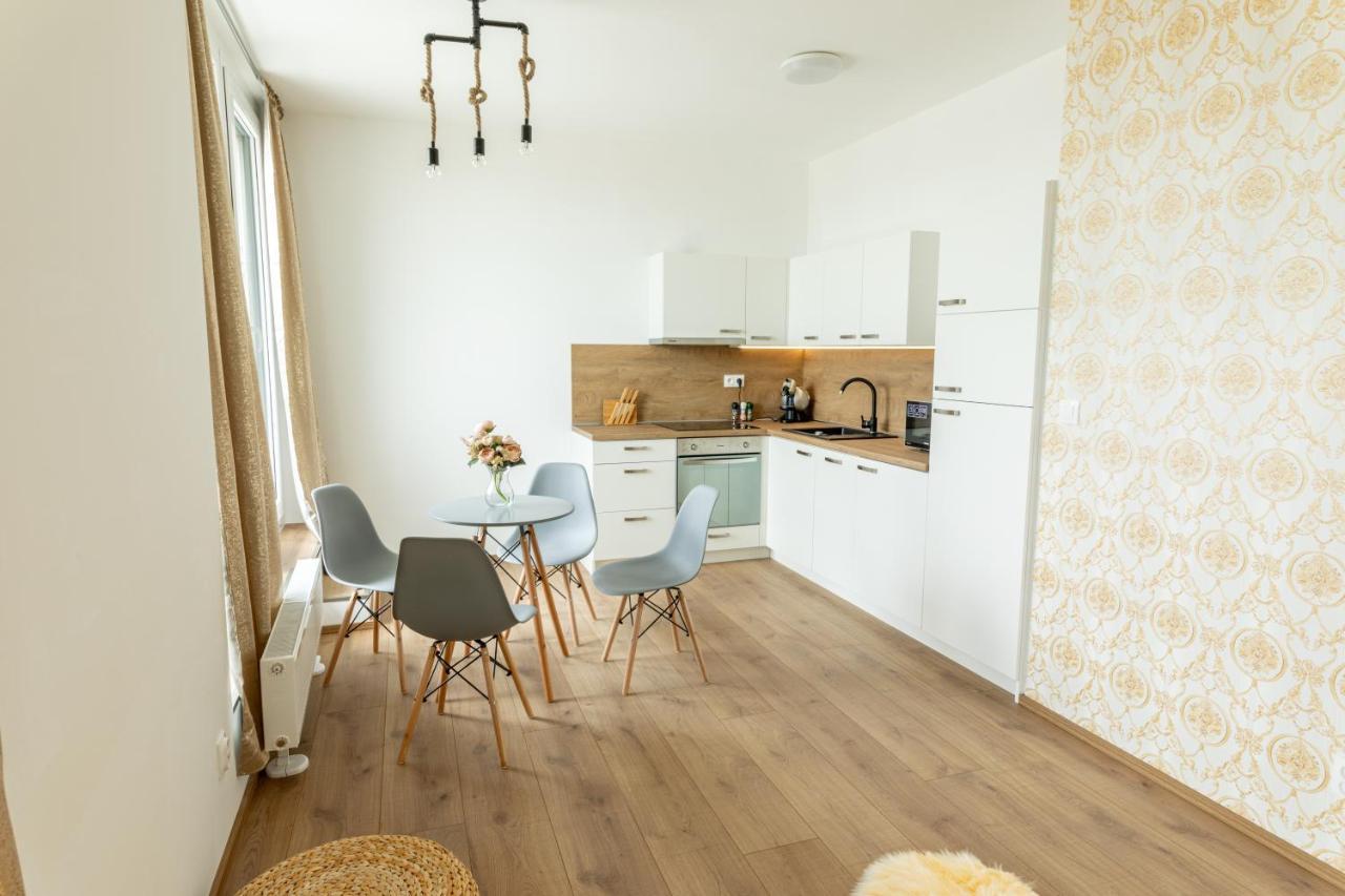 Stresny Aparman Pri Mlyne Appartement Skalica Buitenkant foto