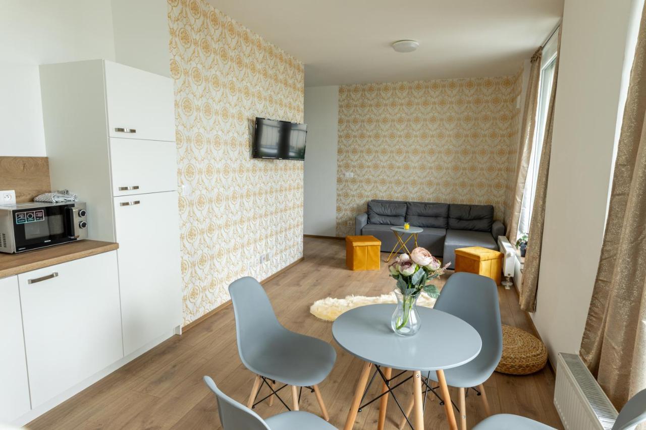 Stresny Aparman Pri Mlyne Appartement Skalica Buitenkant foto